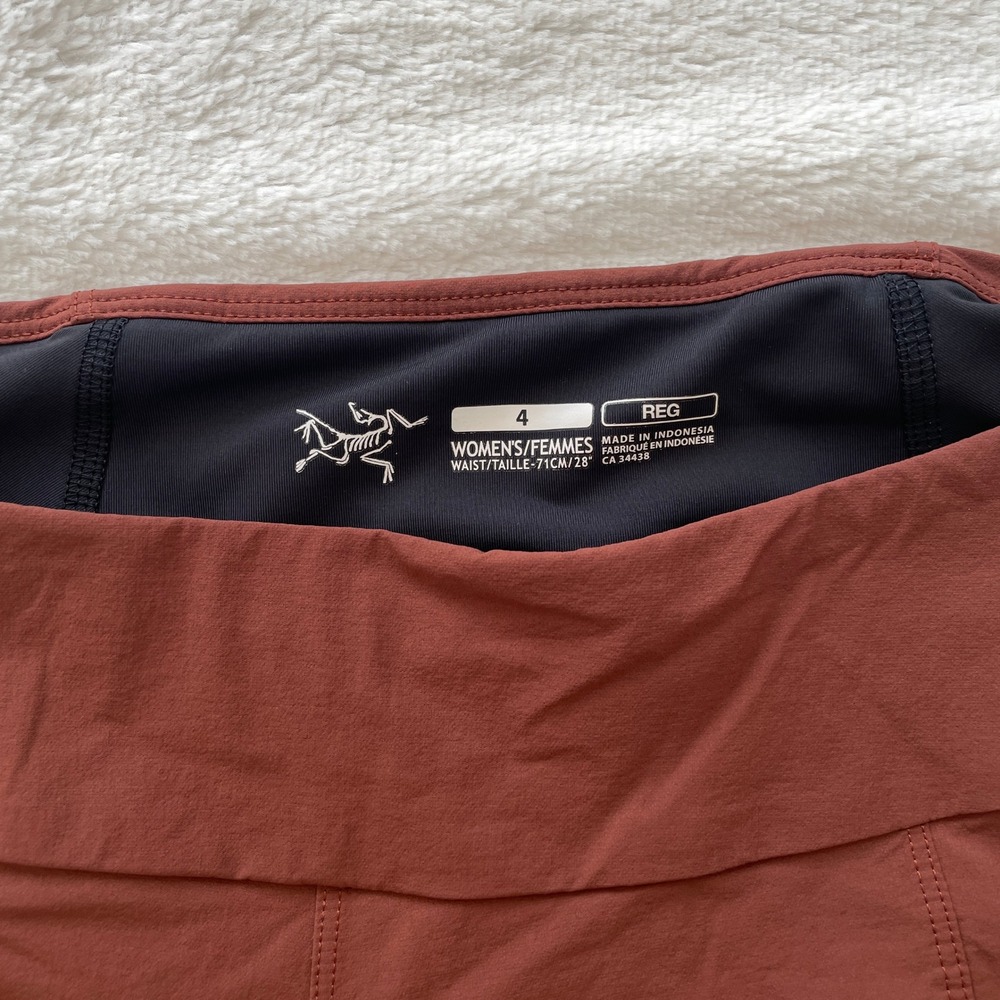 Arcteryx Womens Sabria Short Terracotta Red Orange Hiking Technical Cargo Size 4 - Picture 2 of 10
